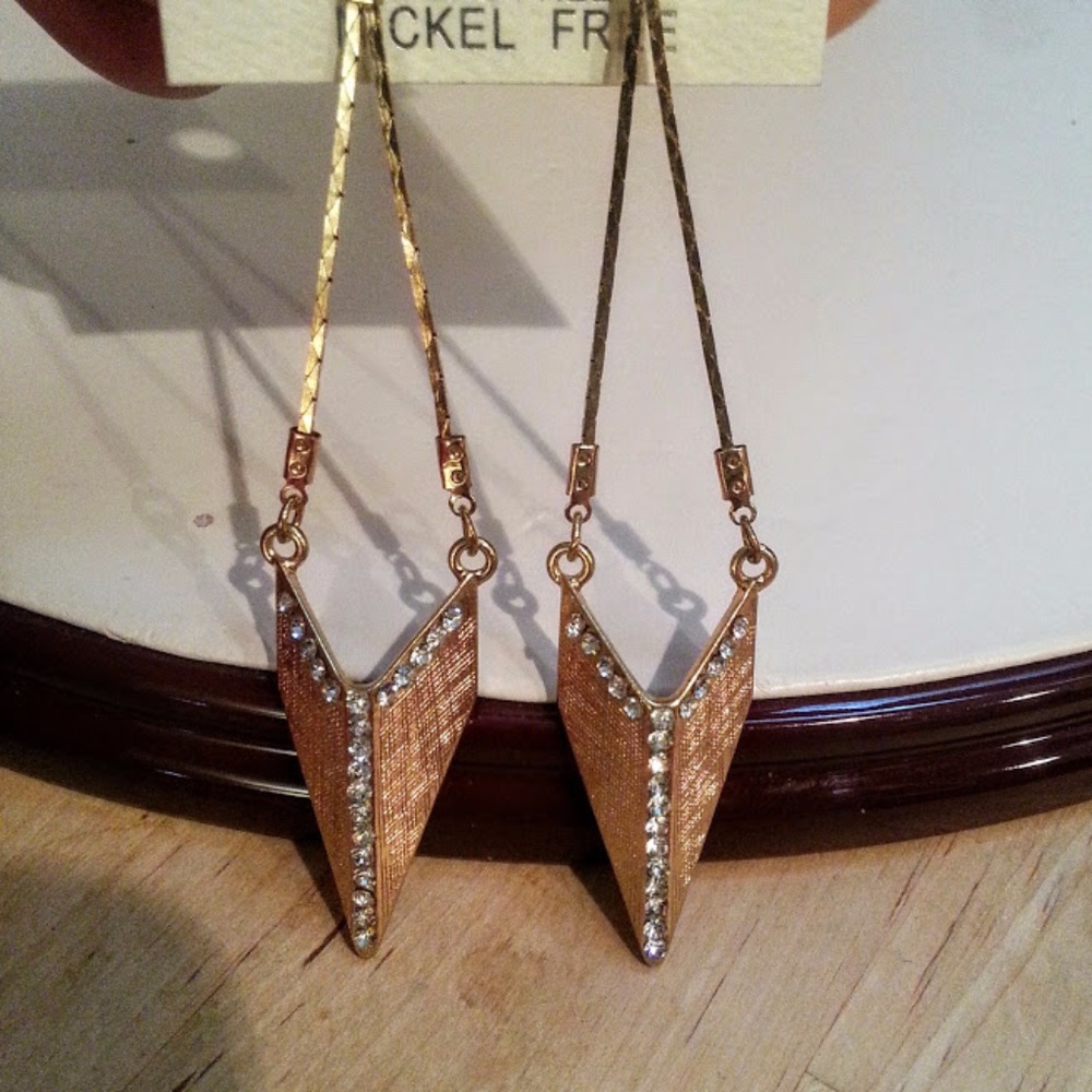 Arrowhead shape Goldtone rhinestone Nickle Free dangle earrings 3"